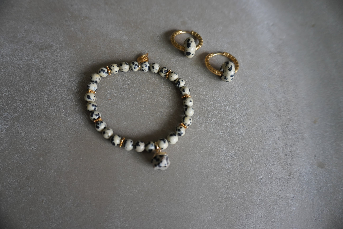 Dalmatiner Jaspis Armband Gold