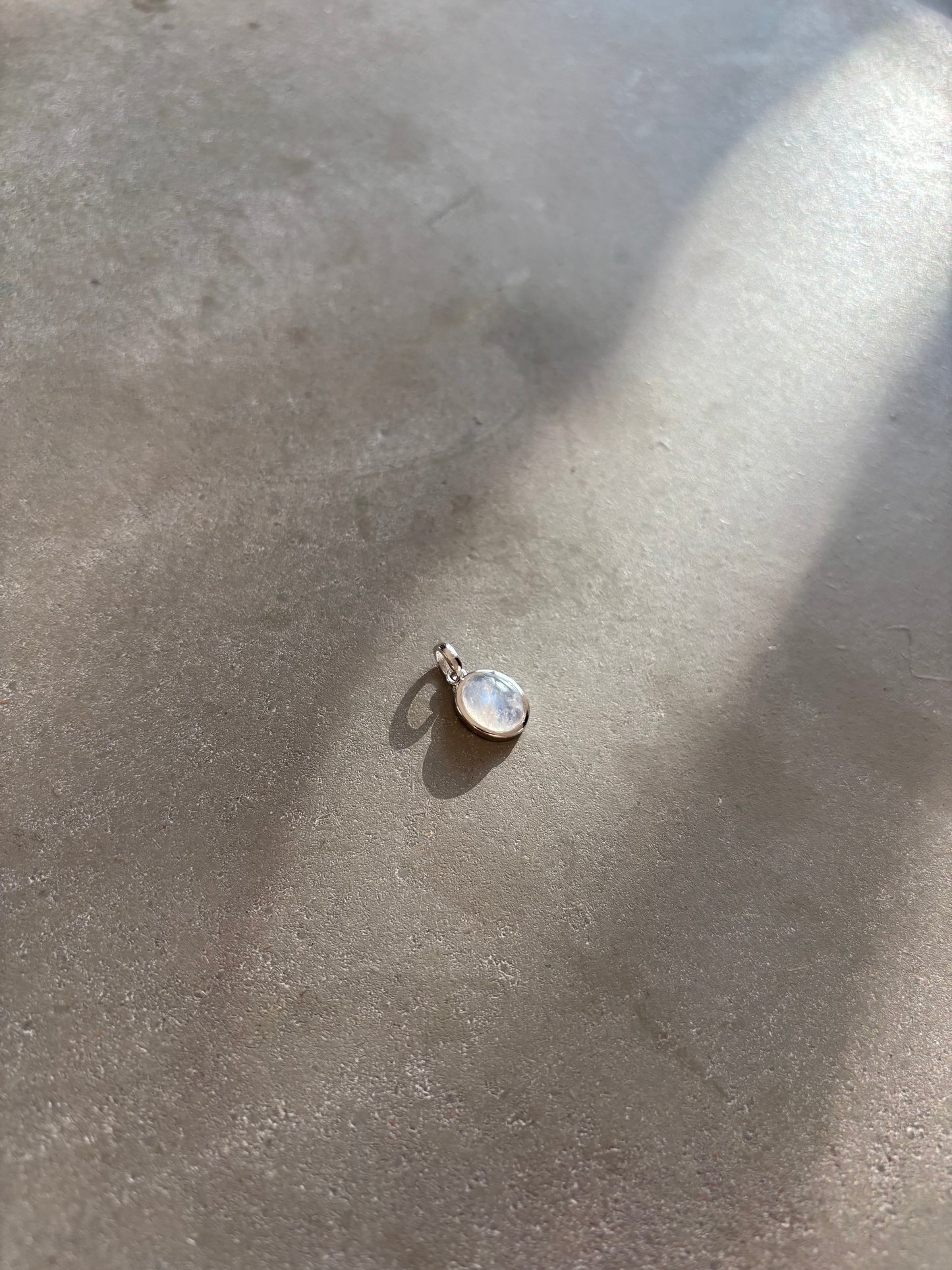 Anhänger Labradorit weiß Silber