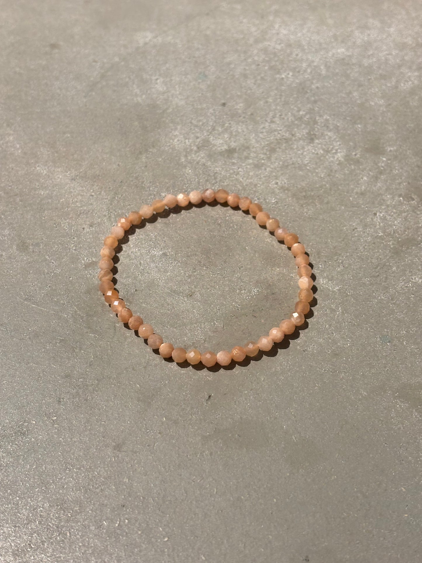 Sonnenstein Kugelarmband facettiert
