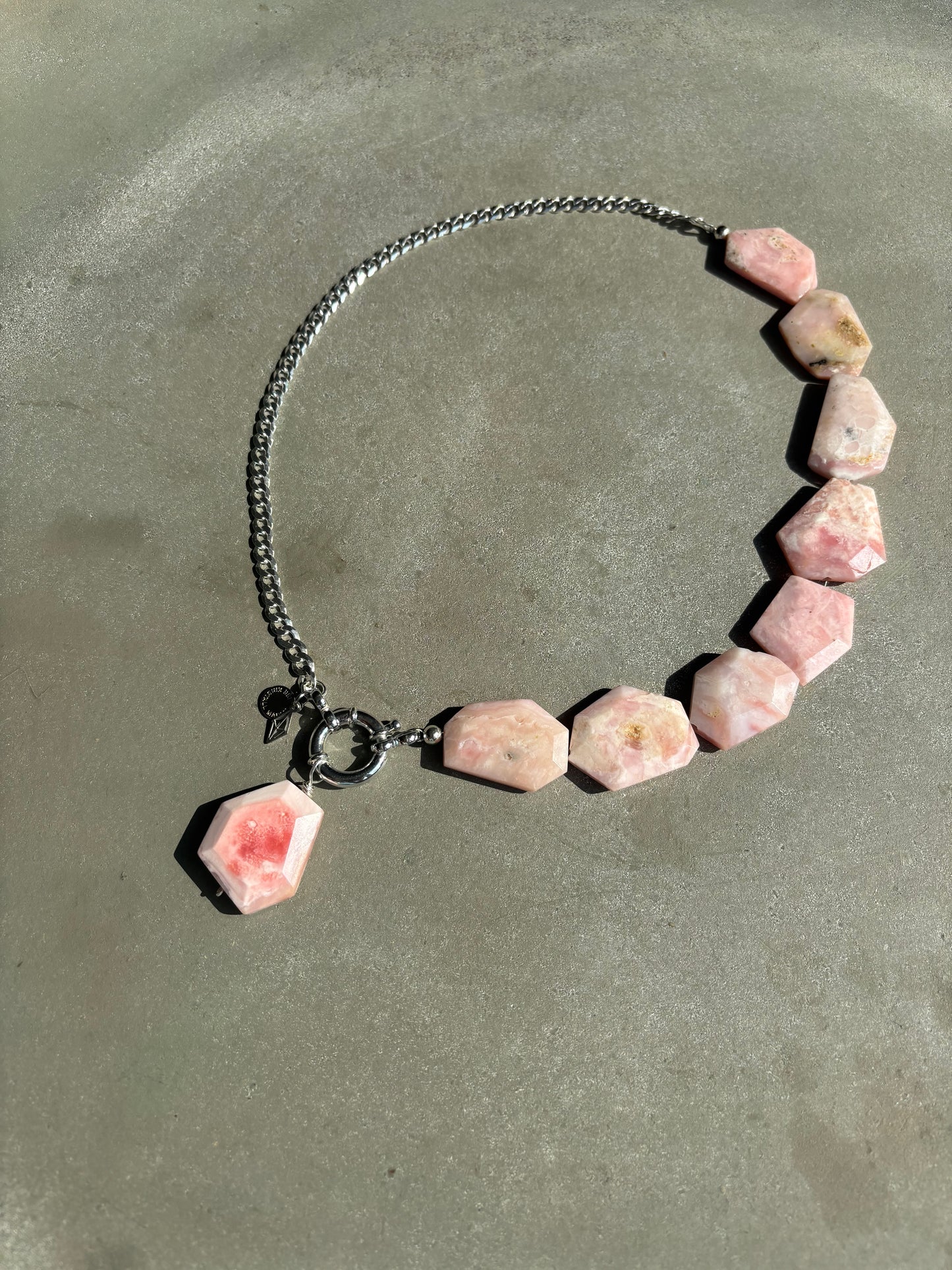 Statement Halskette mit rosa Andenopal