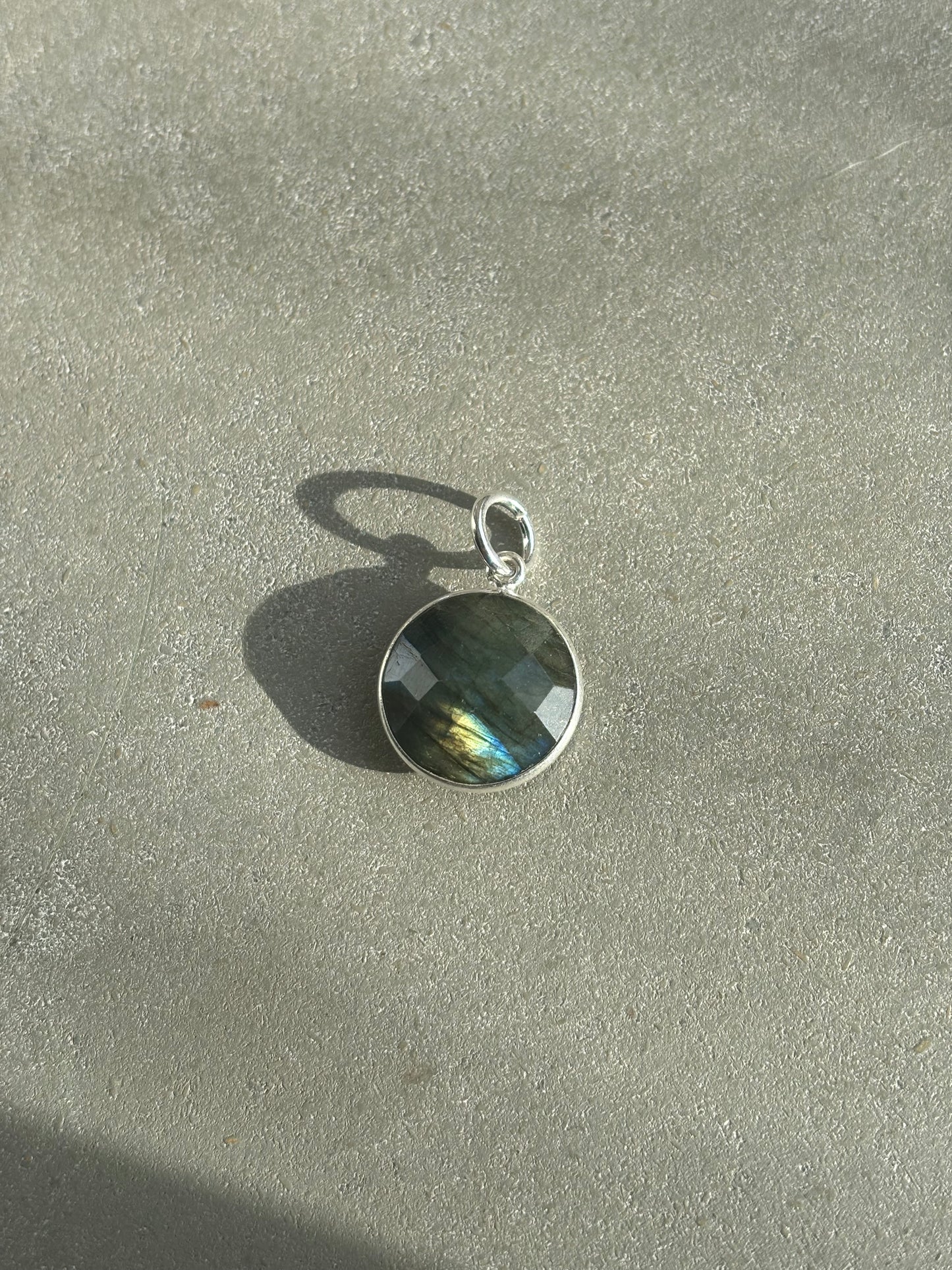 Labradorit Anhänger Silber