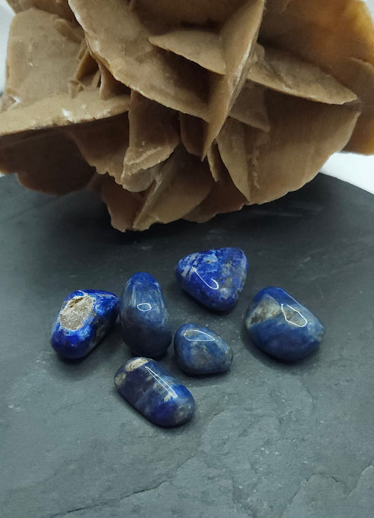 Lapislazuli Trommelstein