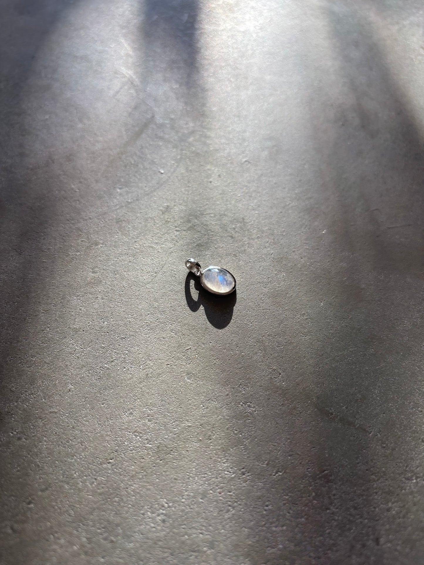 Anhänger Labradorit weiß Silber