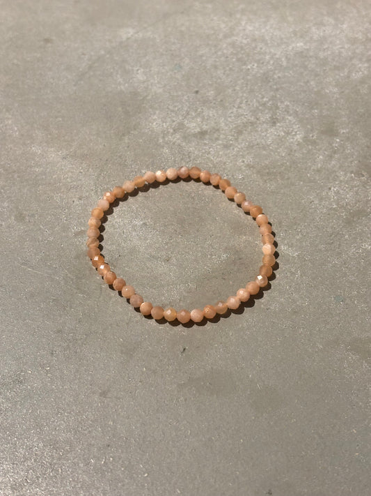 Sonnenstein Kugelarmband facettiert